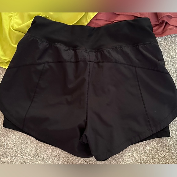 Bundle of 3 pairs of athletic shorts. Size small. - Picture 7 of 7